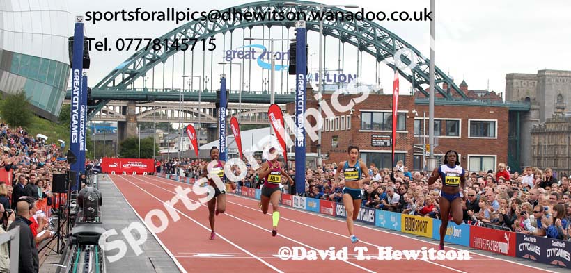 From left to right: Bianco Williams, Allyson Felix, Jodie Williams and winner Asha Philip, womens 150 metres, Great North CityGames. Photo: David T. Hewitson/Sports for All Pics